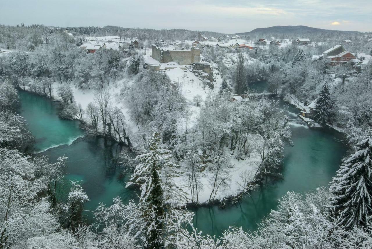 Cherry House Apartman Szluin Kültér fotó