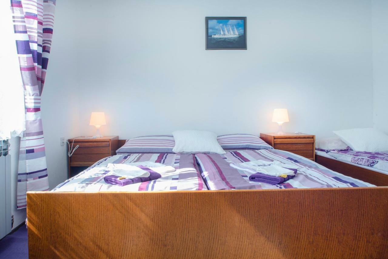 Cherry House Apartman Szluin Kültér fotó
