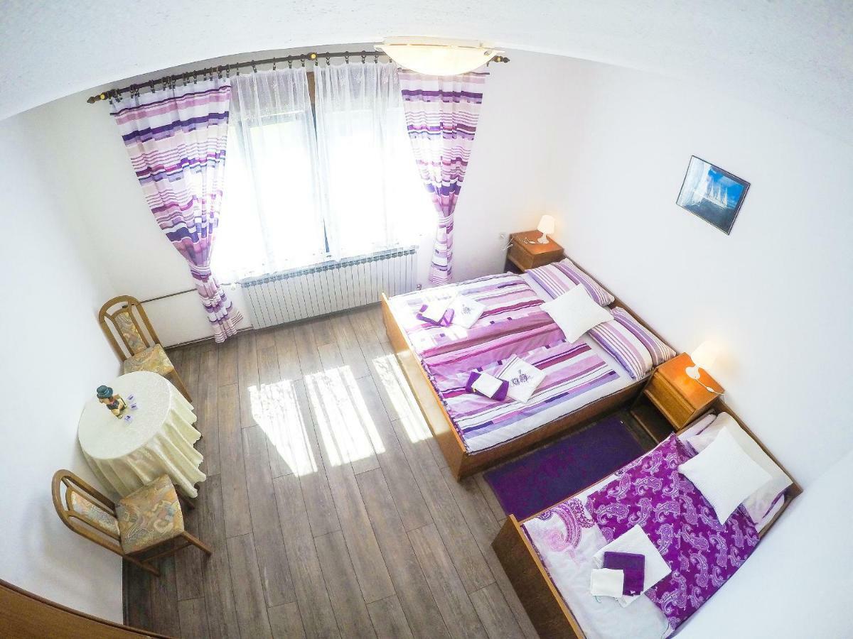 Cherry House Apartman Szluin Kültér fotó